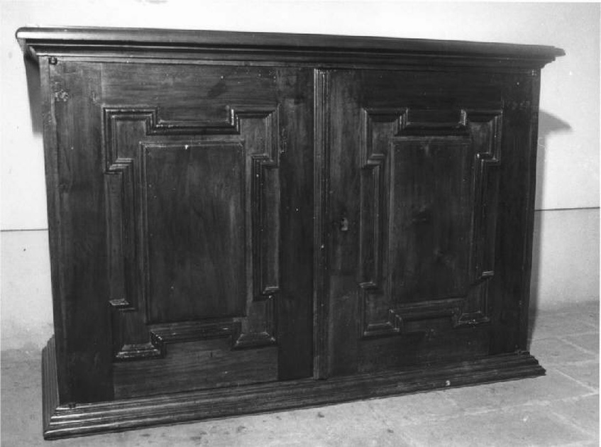 armadio da sacrestia, opera isolata - manifattura lombarda (sec. XVII)