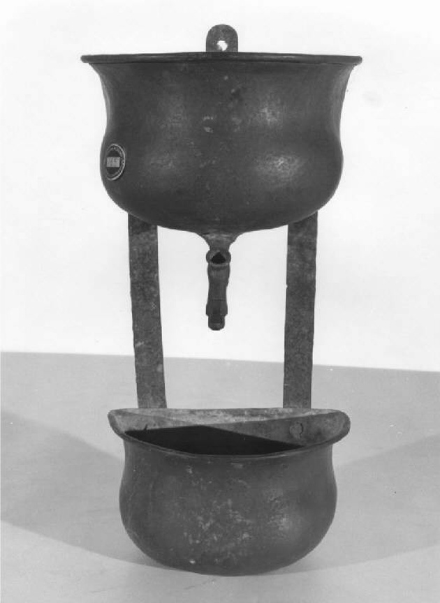 lavabo da sacrestia, opera isolata - manifattura lombarda (sec. XVII)