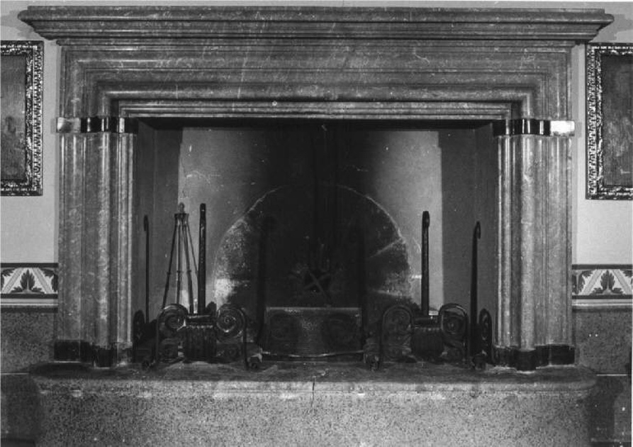 mostra di camino, opera isolata - manifattura lombarda (sec. XVII)