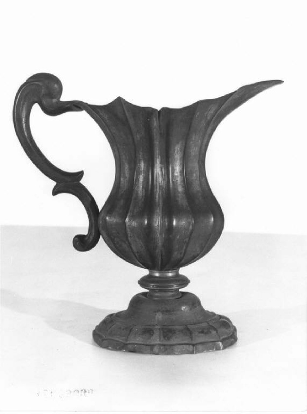 brocca, opera isolata - manifattura veneta (sec. XVIII)