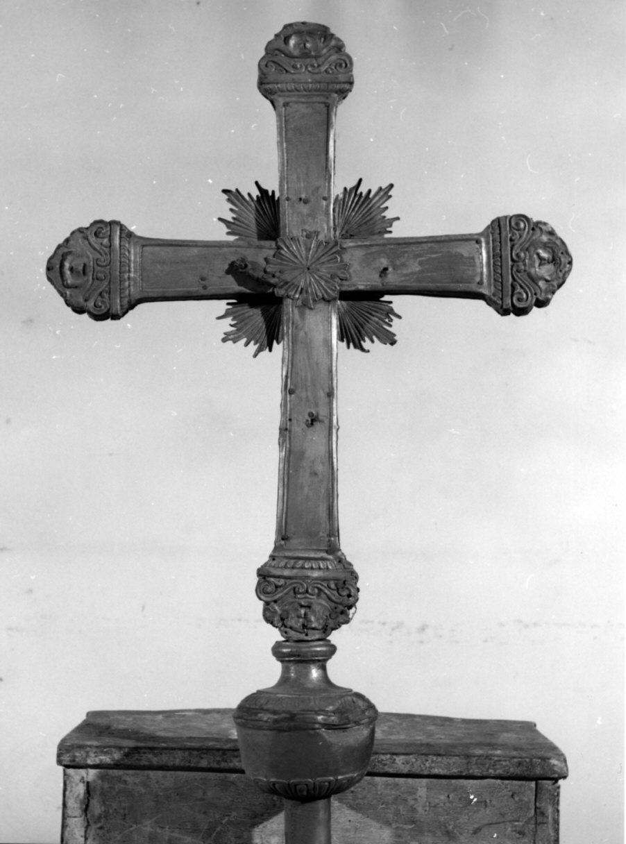 croce processionale, opera isolata - bottega lombarda (inizio sec. XIX)