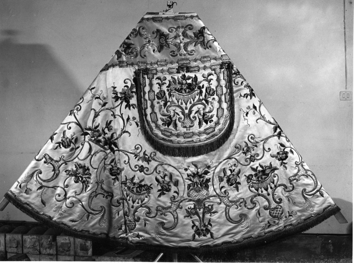 piviale, opera isolata - manifattura lombarda (fine sec. XVIII)