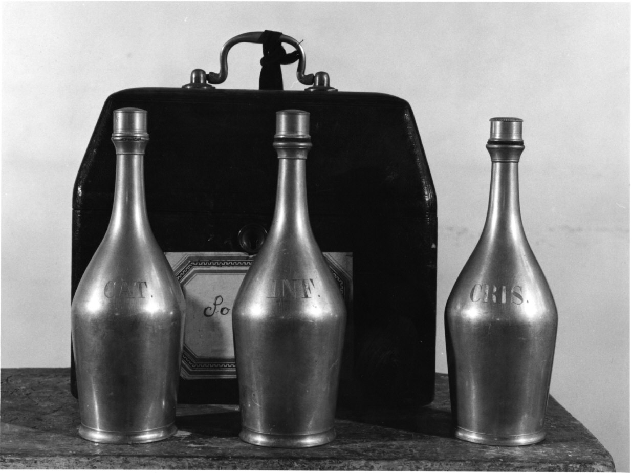 vasetti per oli santi, insieme - bottega lombarda (seconda metà sec. XIX)