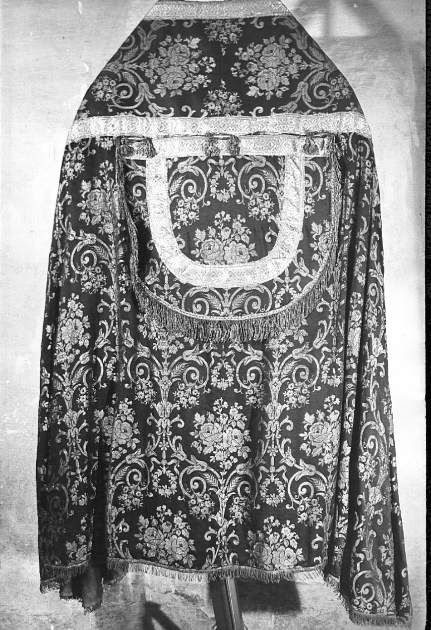 piviale, opera isolata - manifattura italiana (secc. XVIII/ XIX)