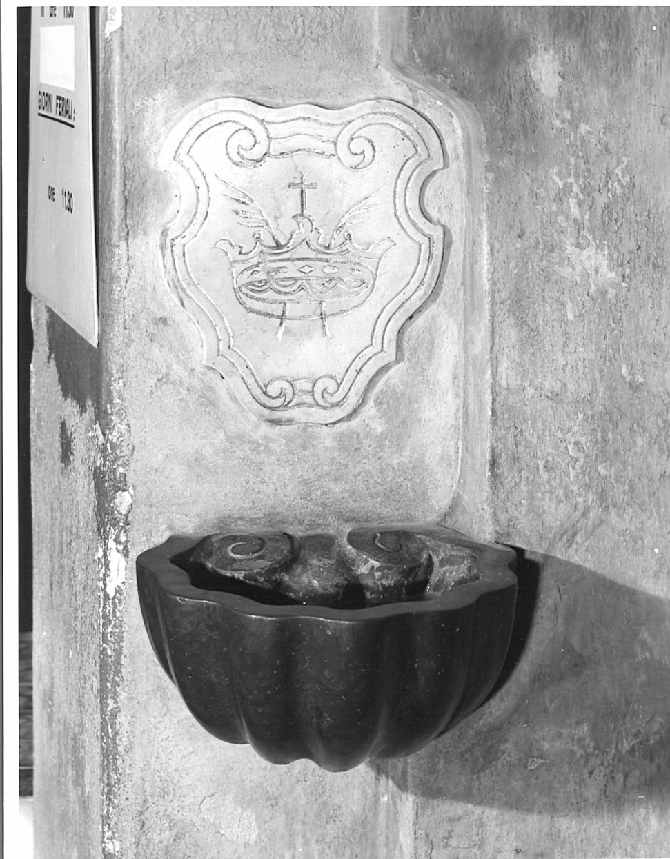 acquasantiera da parete - bottega lombarda (sec. XVIII)