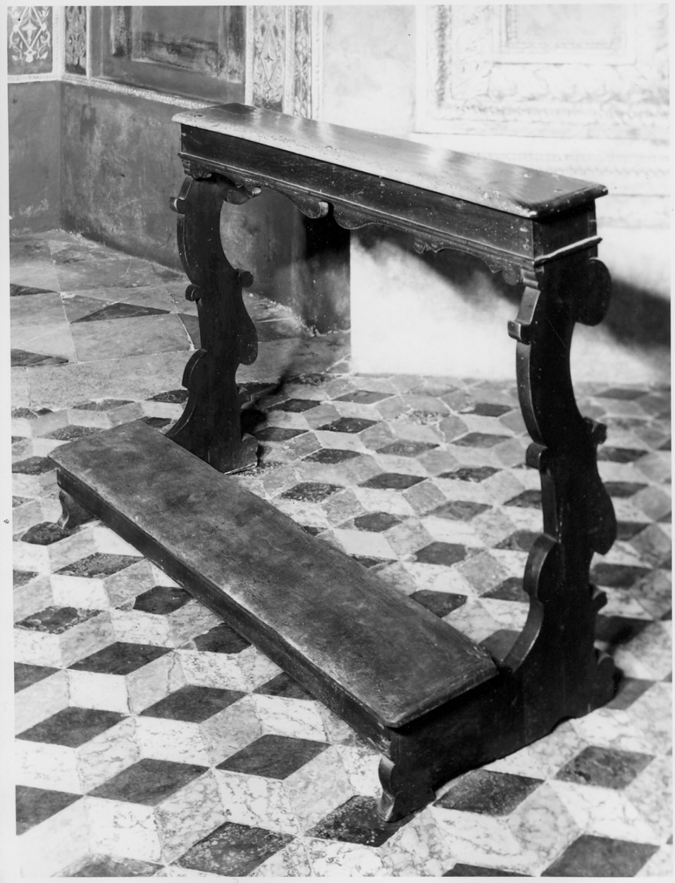 inginocchiatoio - bottega lombarda (sec. XVIII)