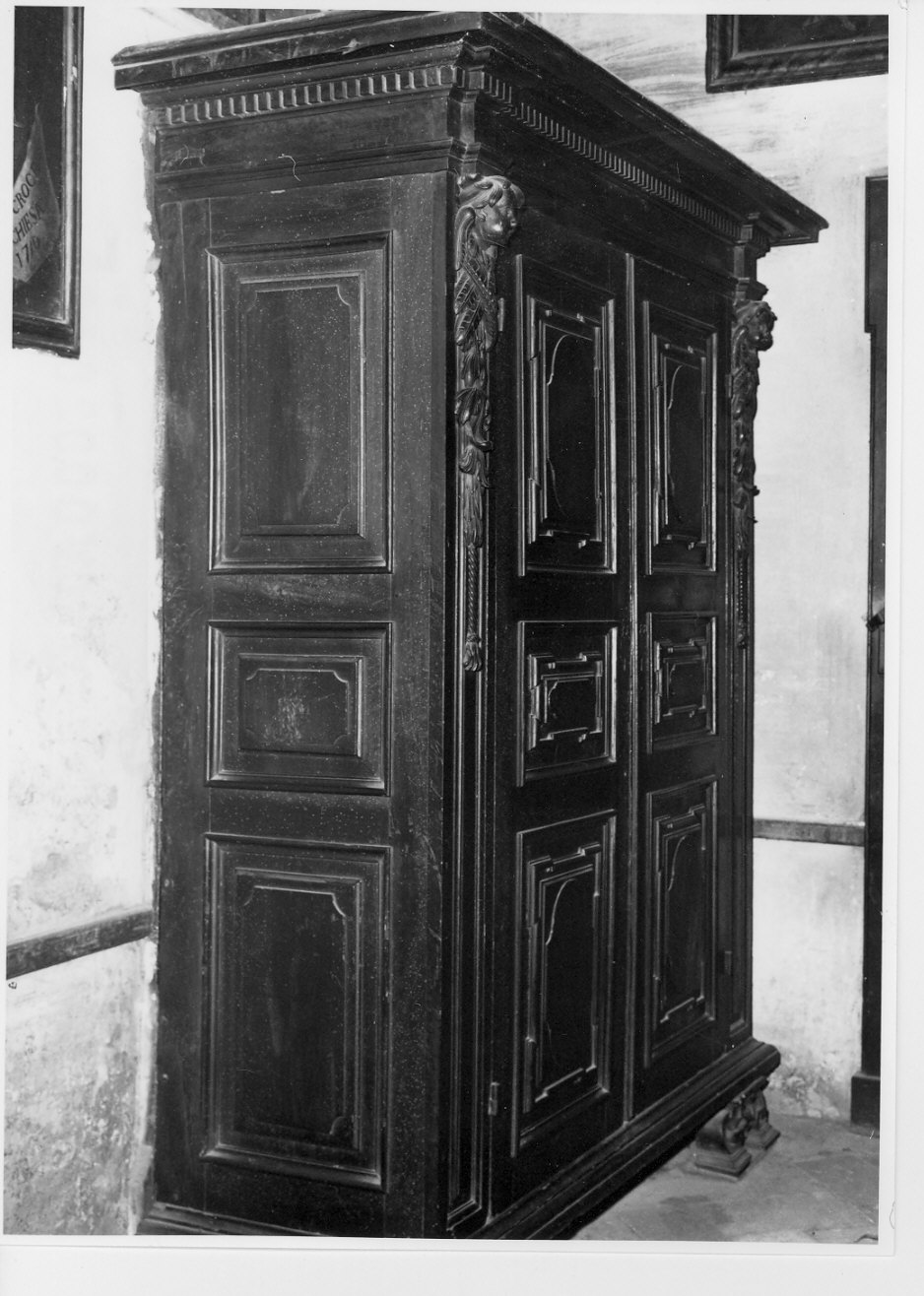 armadio, opera isolata - bottega lombarda (sec. XVII)