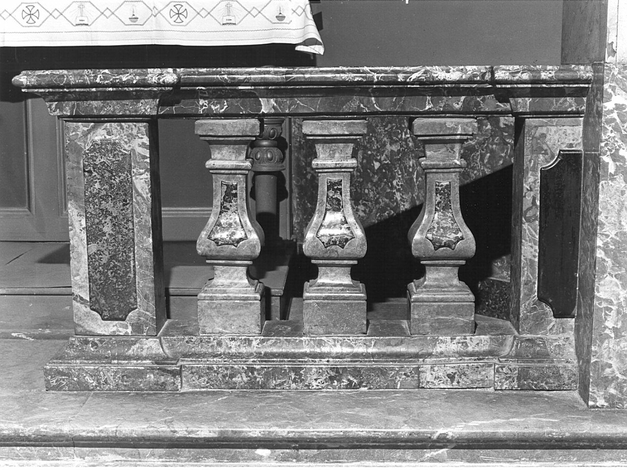 balaustrata di cappella, opera isolata - bottega Italia settentrionale (sec. XVIII)