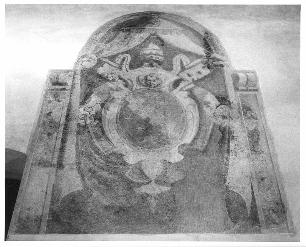 stemma papale (decorazione pittorica, opera isolata) - ambito lombardo (fine/inizio secc. XVI/ XVII)
