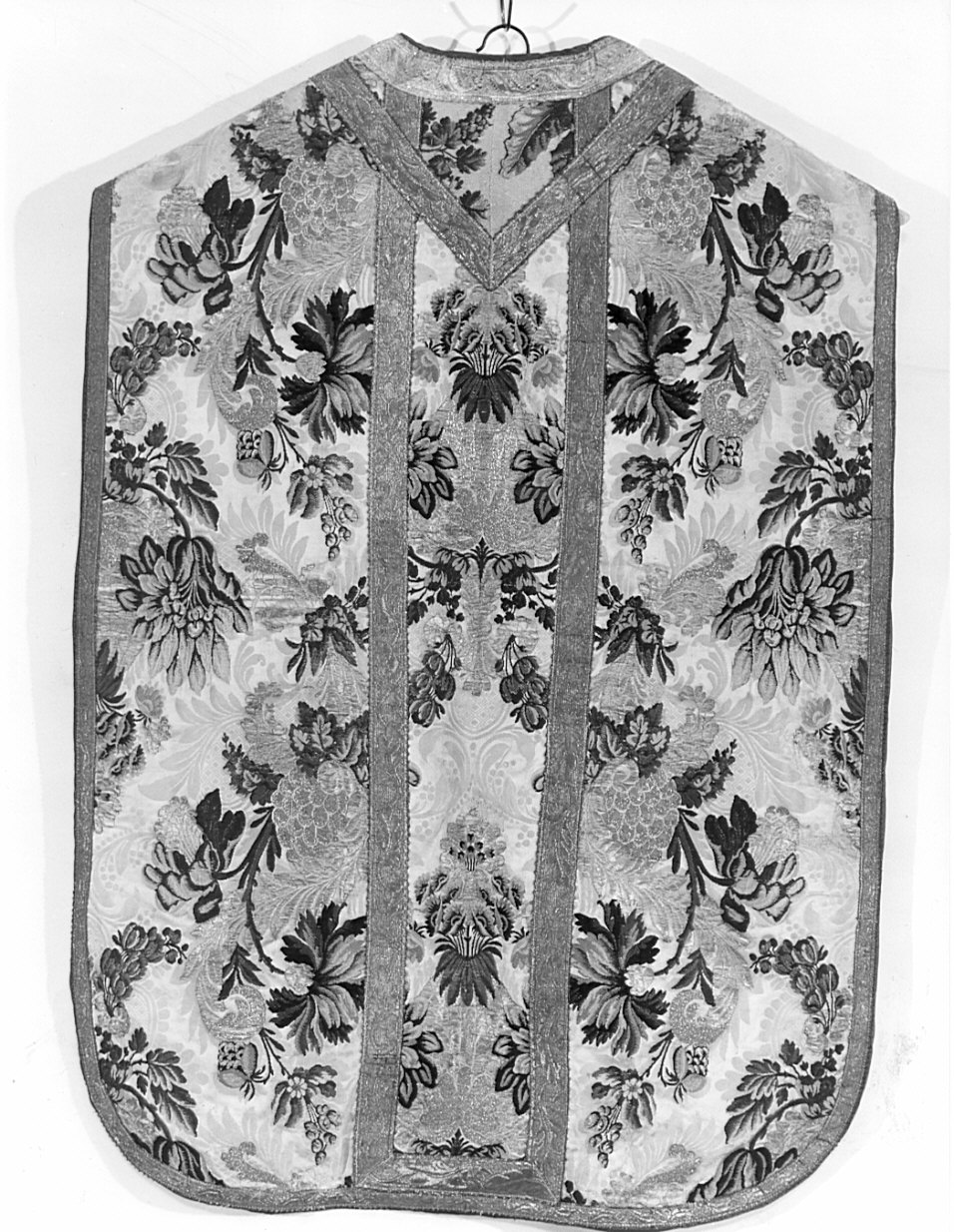 paramento liturgico, insieme - manifattura lombarda (sec. XVIII)