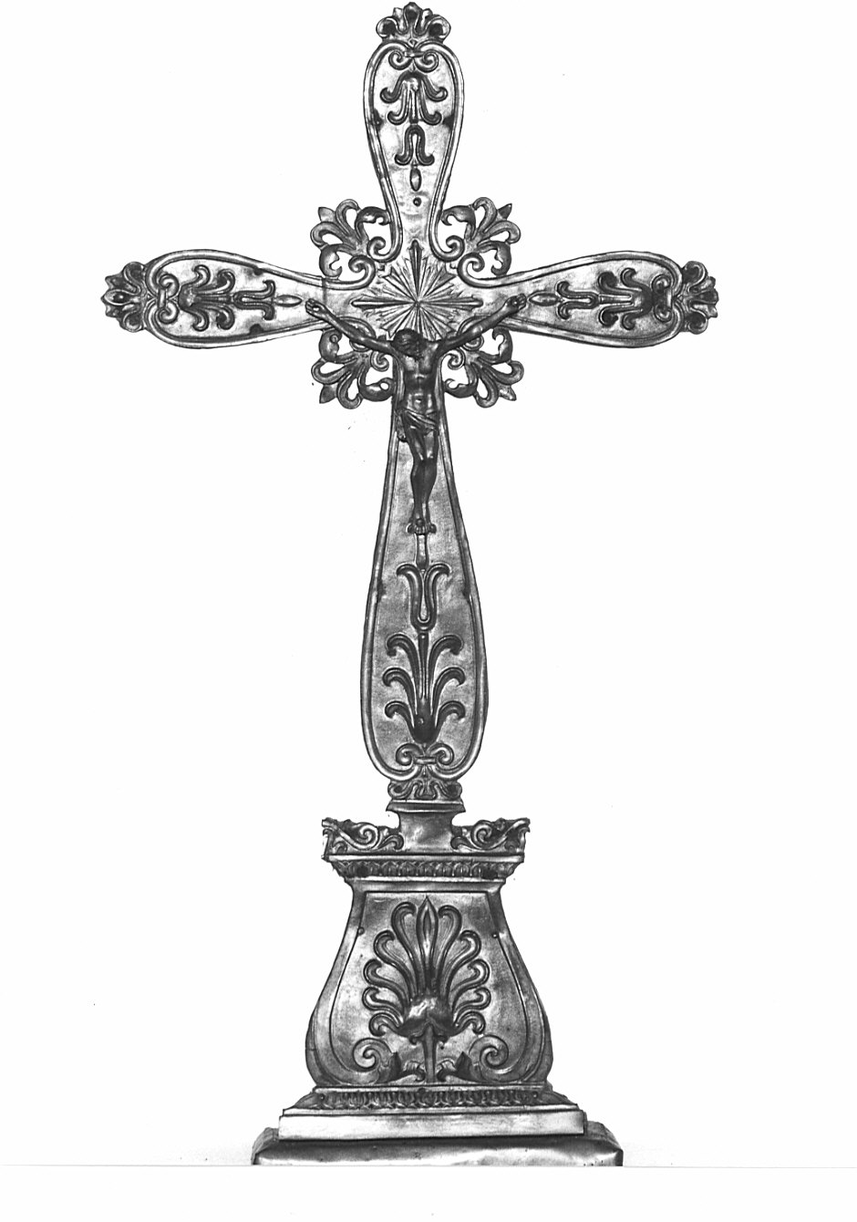 croce d'altare, opera isolata - bottega lombarda (sec. XIX)