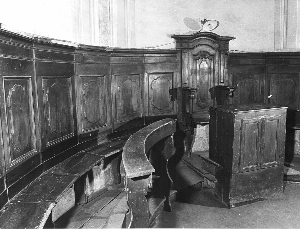 stalli del coro, opera isolata - bottega lombarda (sec. XVIII)