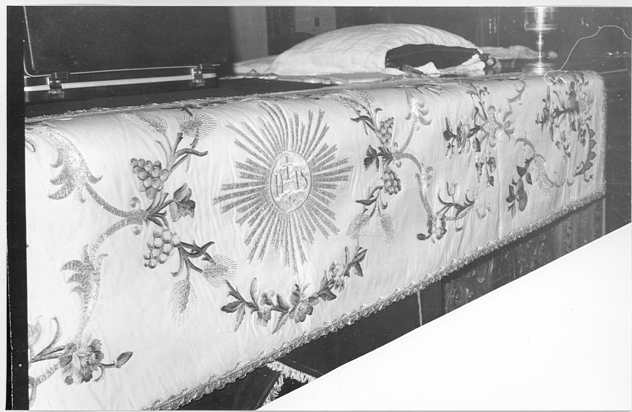 velo omerale, opera isolata - manifattura lombarda (sec. XVIII)