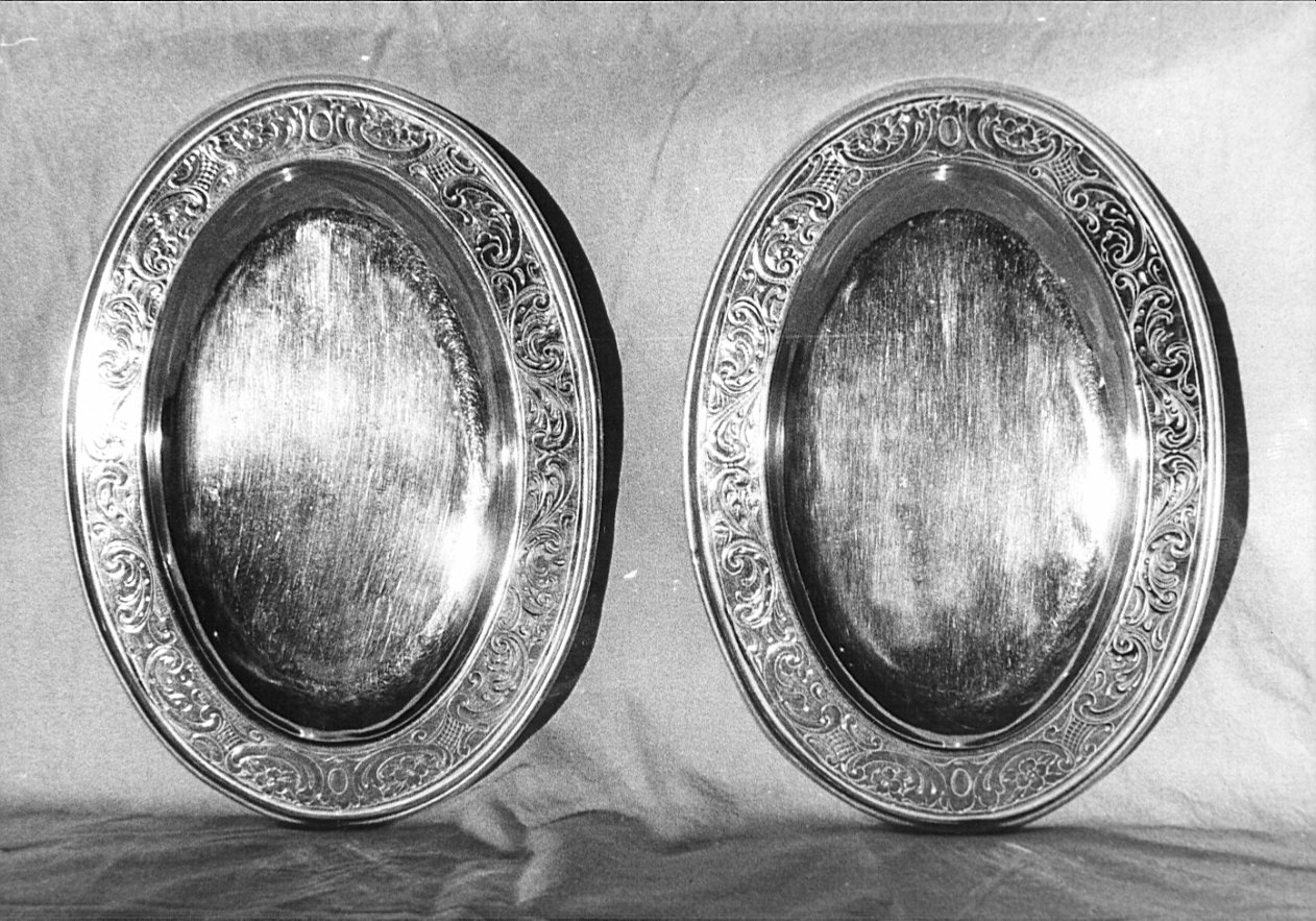 vassoio, coppia - bottega lombarda (sec. XIX)