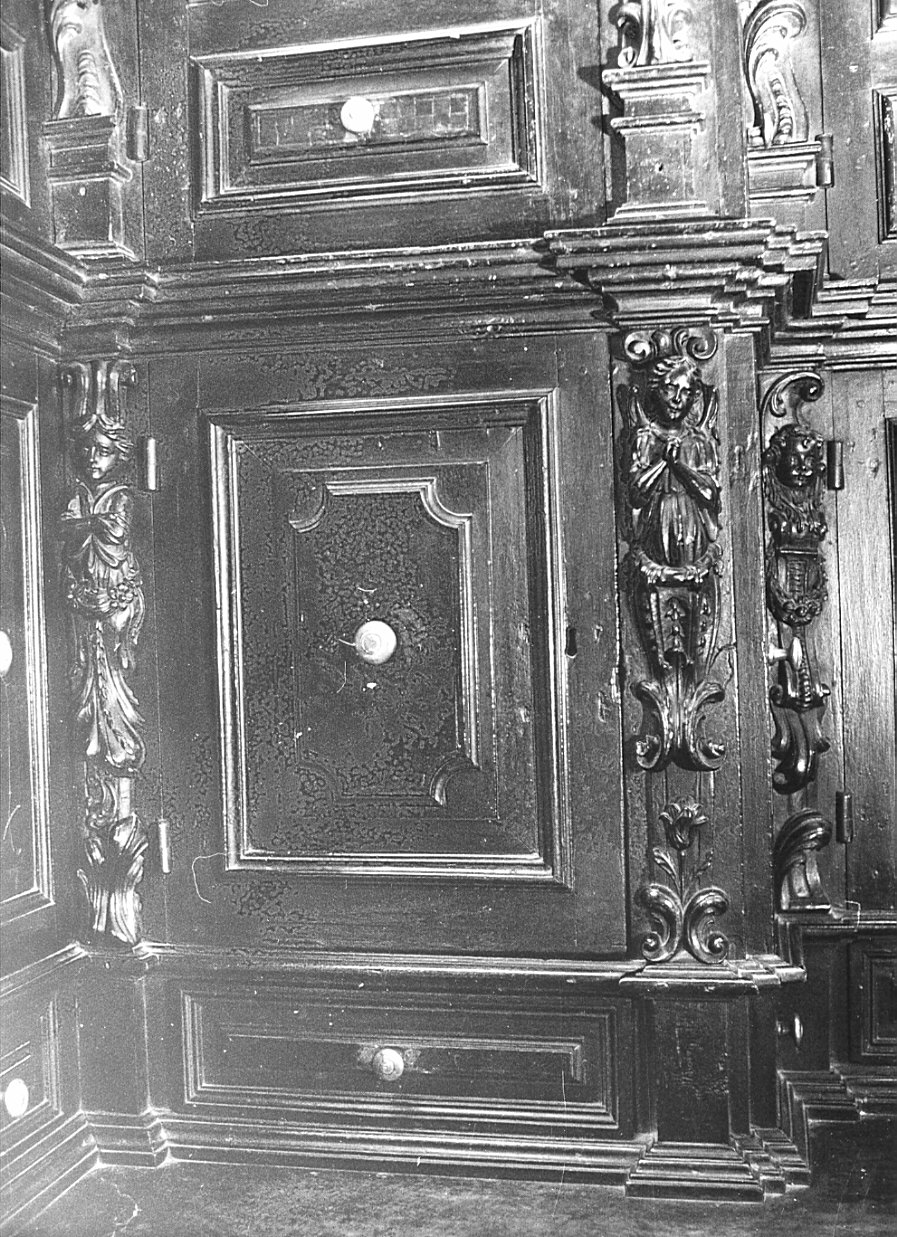 armadio da sacrestia, opera isolata - bottega bergamasca (sec. XVIII)