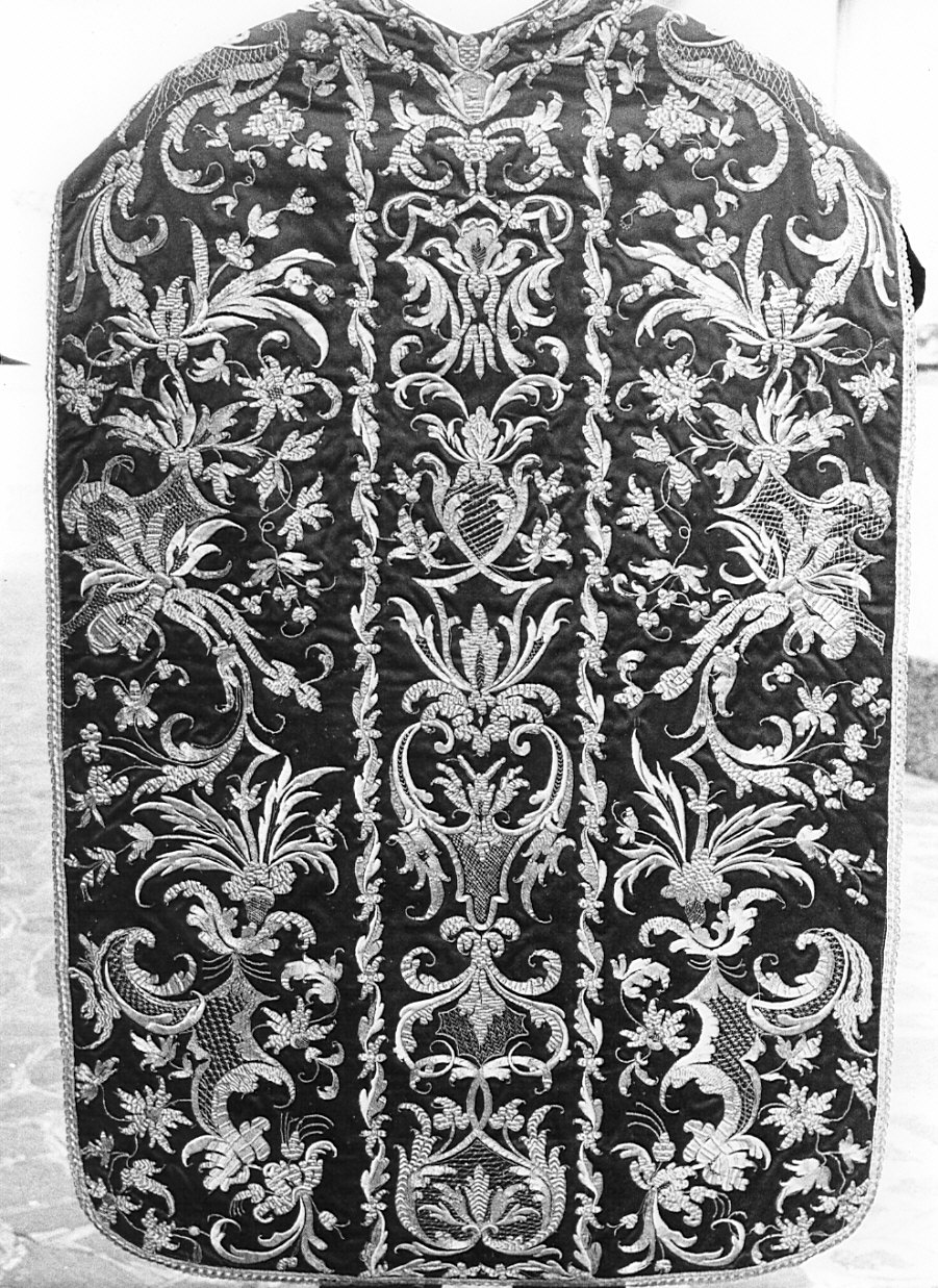 paramento liturgico, insieme - manifattura veneta (fine/inizio secc. XVII/ XVIII)