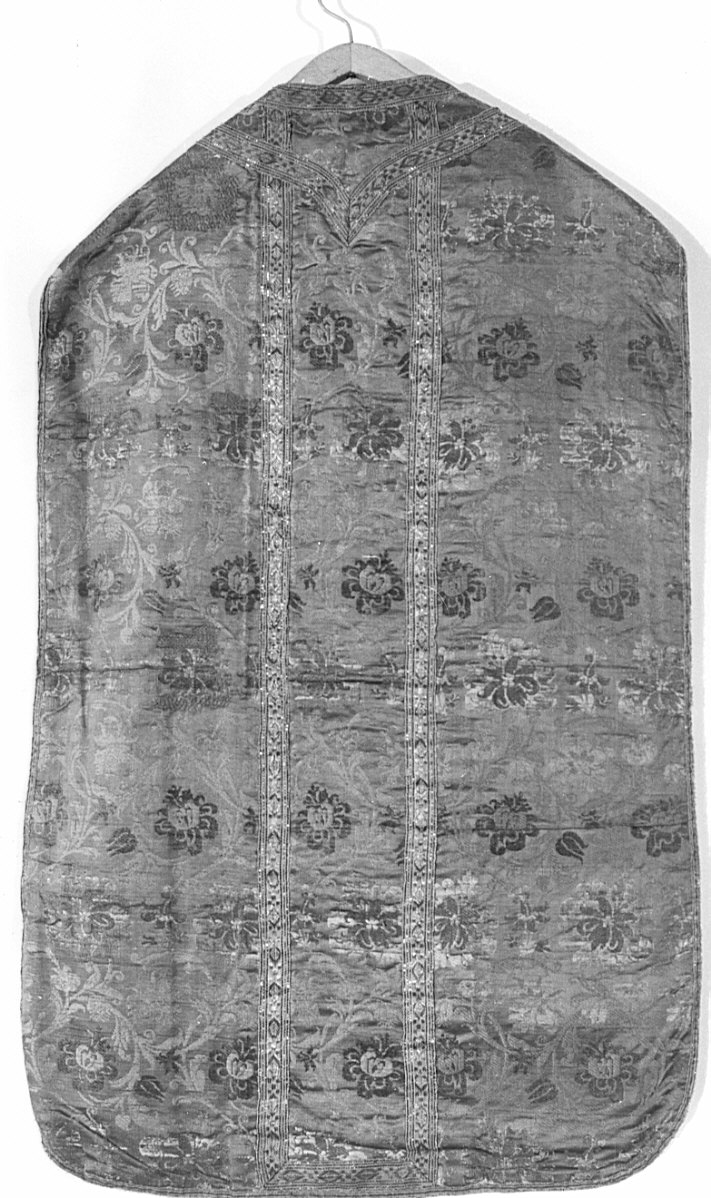 paramento liturgico, insieme - manifattura italiana (ultimo quarto sec. XVII)