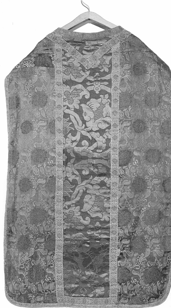 paramento liturgico, insieme - manifattura italiana (ultimo quarto, seconda metà sec. XVII, sec. XIX)