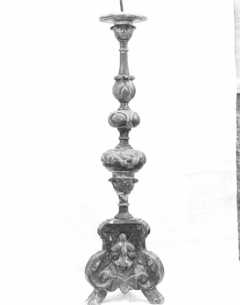 candeliere d'altare, serie - bottega bergamasca (prima metà sec. XVIII)