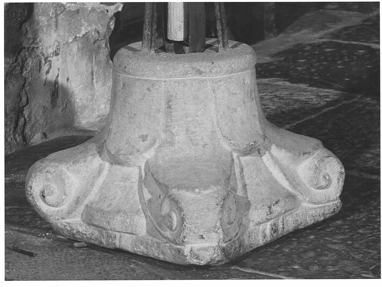 capitello, opera isolata - bottega bergamasca (sec. XVI)