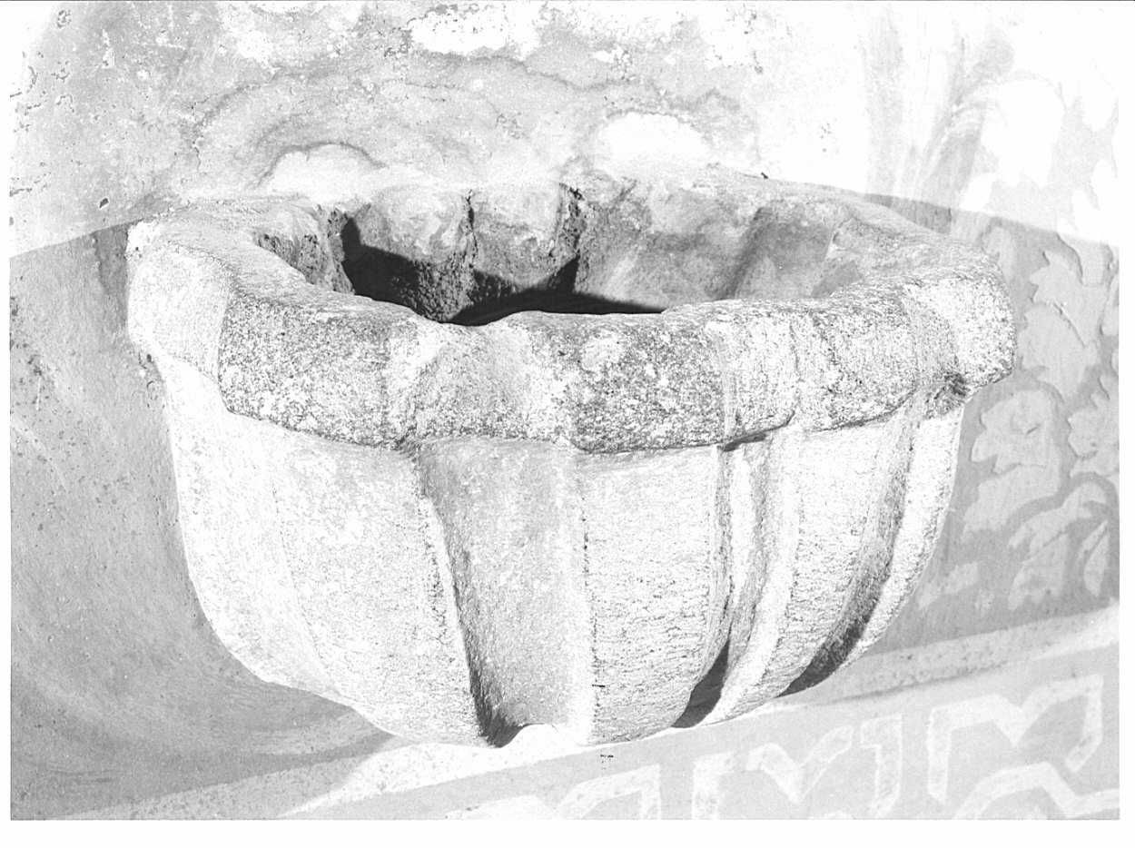 acquasantiera da parete, opera isolata - bottega bergamasca (sec. XVIII)