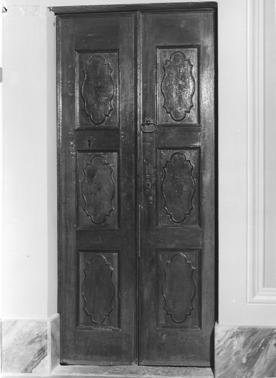 porta - a due battenti, coppia - bottega lombarda (sec. XVIII)