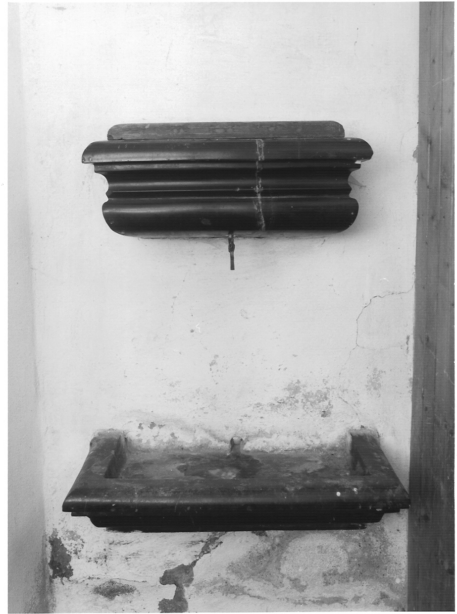 lavabo da sacrestia, opera isolata - bottega lombarda (sec. XVII)