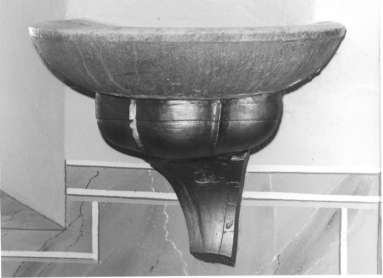 acquasantiera da parete, opera isolata - bottega lombarda (sec. XIX)