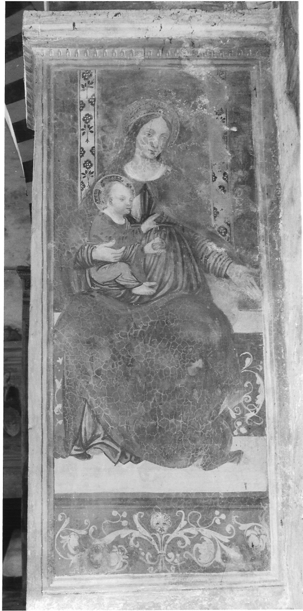 Madonna con Bambino (dipinto) di De Magistris Giovanni Andrea (sec. XVI)
