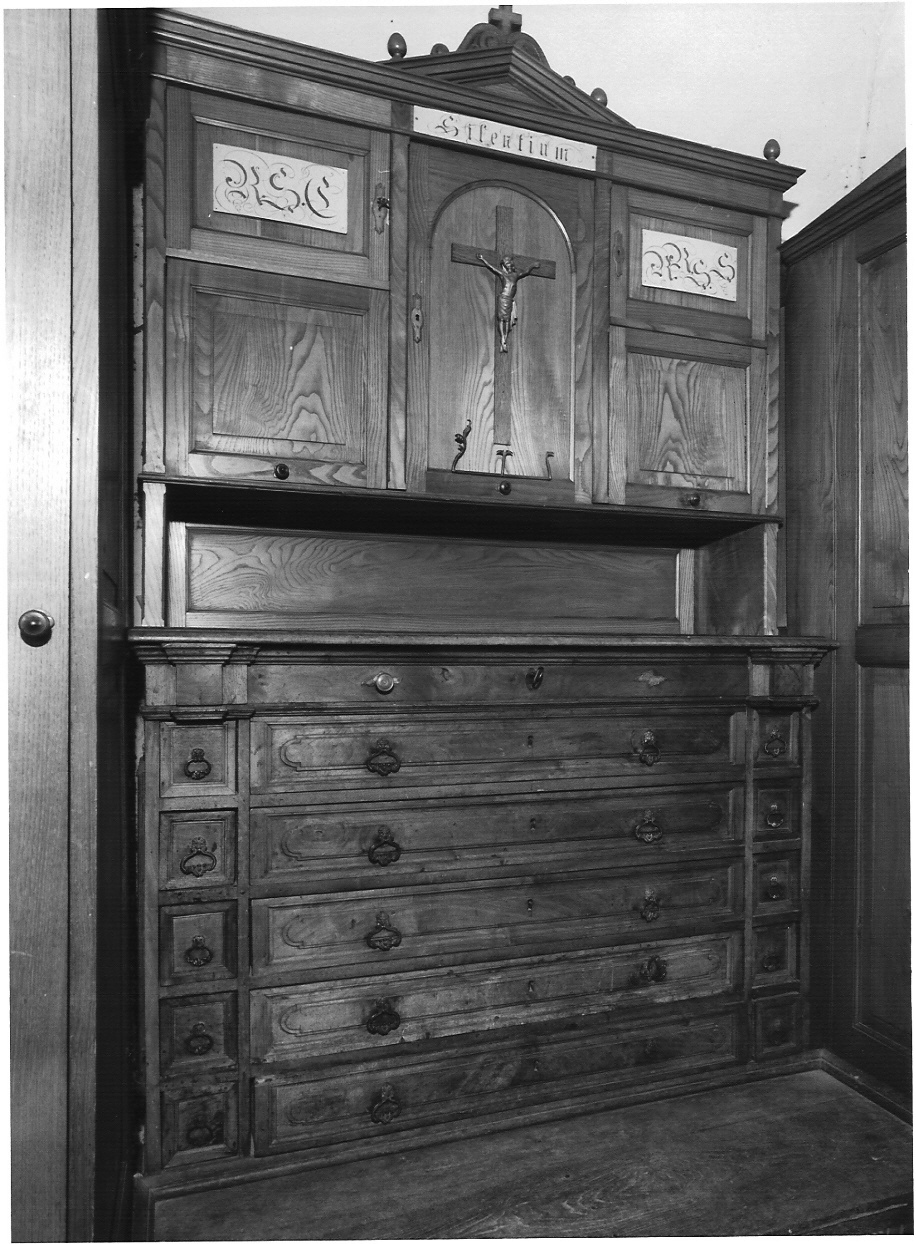 mobile da sacrestia, opera isolata - bottega lombarda (secc. XVIII/ XIX)