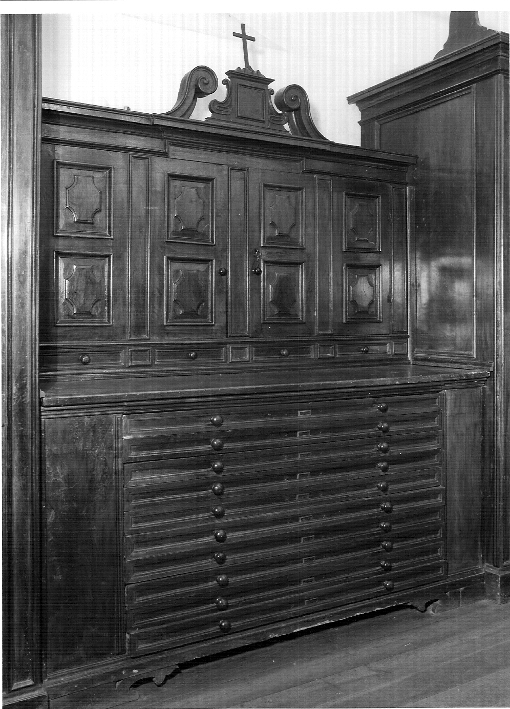 mobile da sacrestia, opera isolata - ambito lombardo (sec. XVIII)