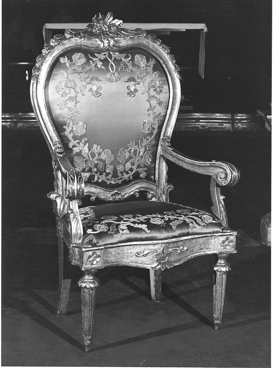 poltrona, opera isolata - bottega lombarda (terzo quarto sec. XVIII)
