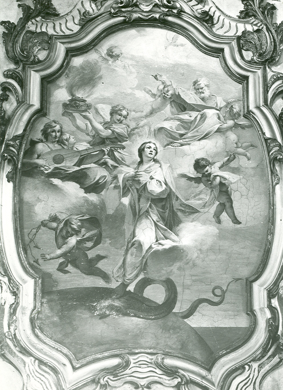 Madonna in gloria (dipinto murale) di Magatti Pietro Antonio (attribuito) (sec. XVIII)