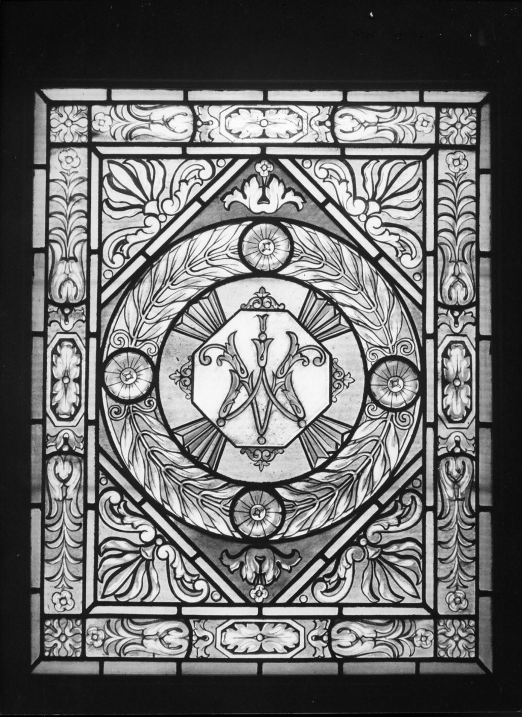 vetrata, coppia - bottega italiana (secondo quarto sec. XX)