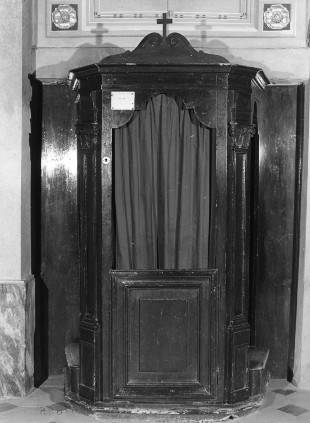 confessionale, coppia - bottega italiana (sec. XIX)