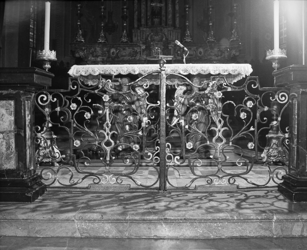 cancello di balaustrata, opera isolata - bottega lombarda (seconda metà sec. XVII)