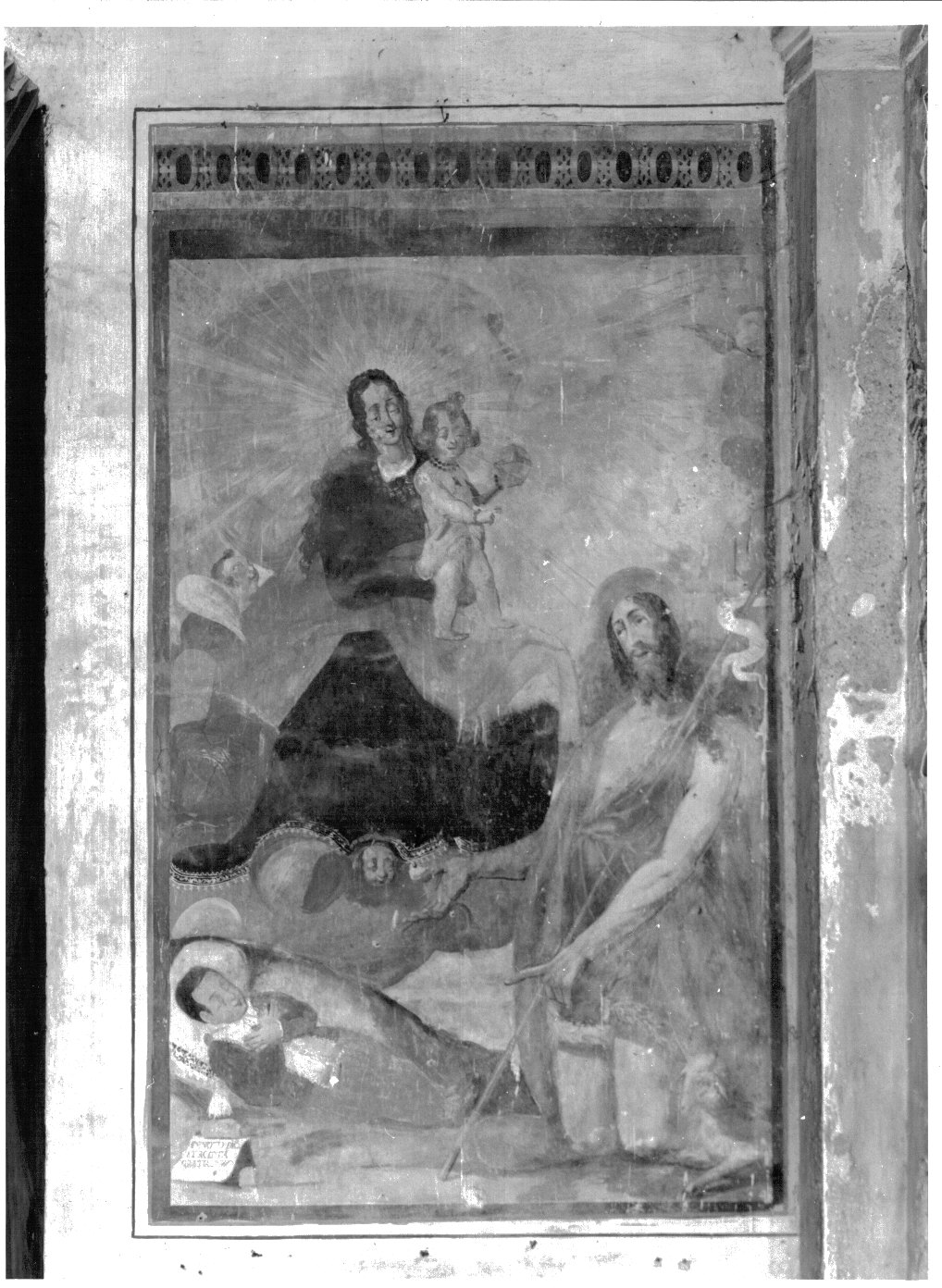 Madonna con Bambino (dipinto murale, ciclo) di Macolino Giovan Battista (prima metà sec. XVII)