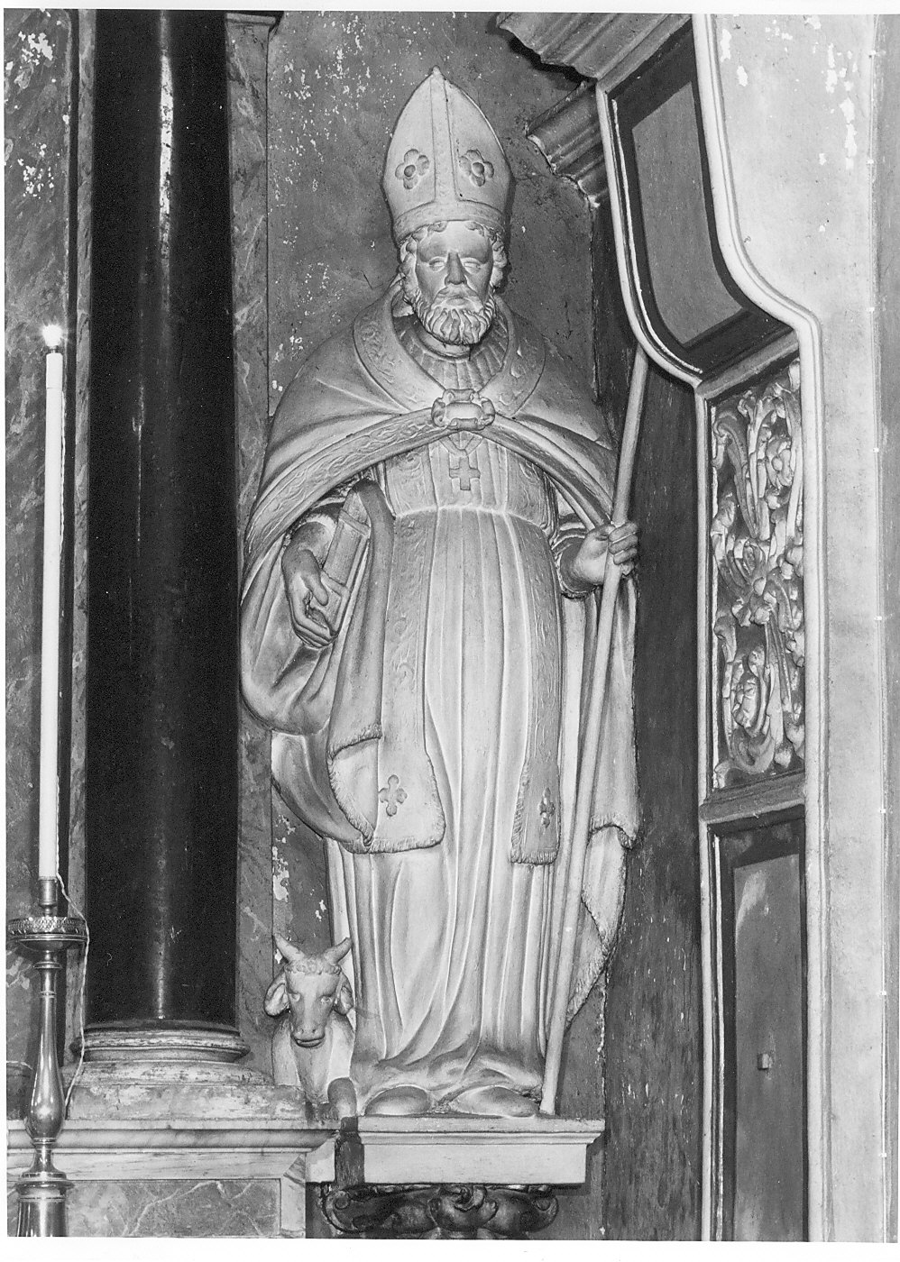 santo vescovo (statua, elemento d'insieme) - bottega lombarda (fine/inizio secc. XVII/ XVIII)