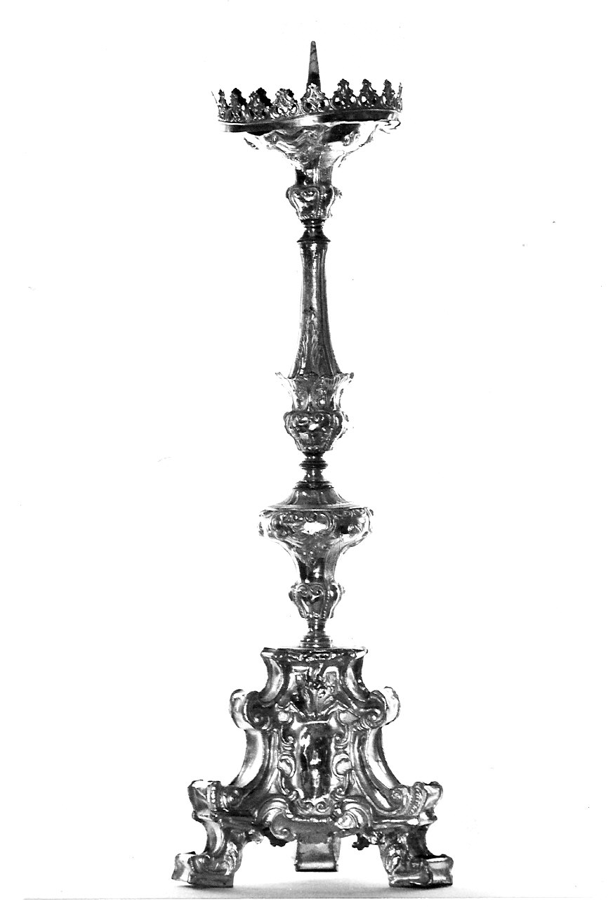 candeliere d'altare, serie - bottega lombarda (sec. XVIII)