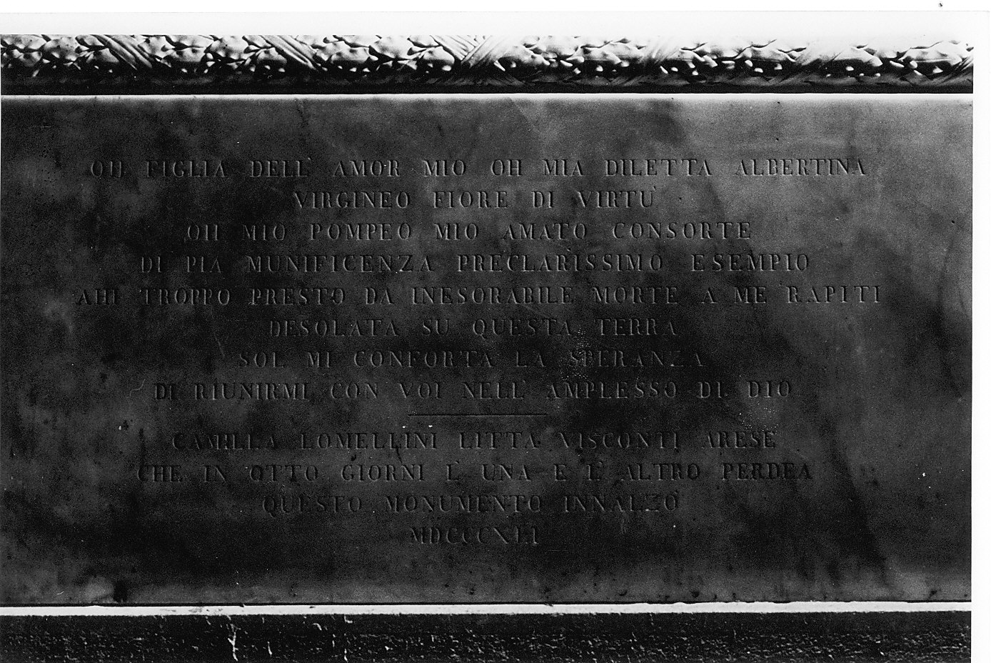 monumento funebre - a sarcofago, opera isolata di Motelli Giovanni (sec. XIX)