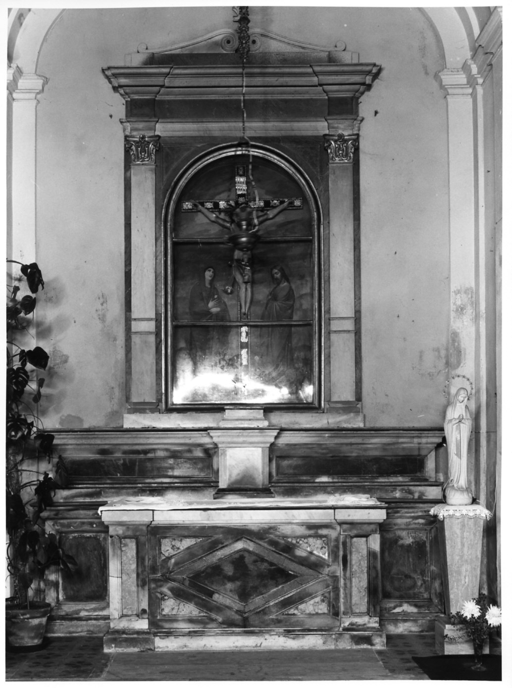 altare, complesso decorativo - bottega italiana (primo quarto sec. XIX)