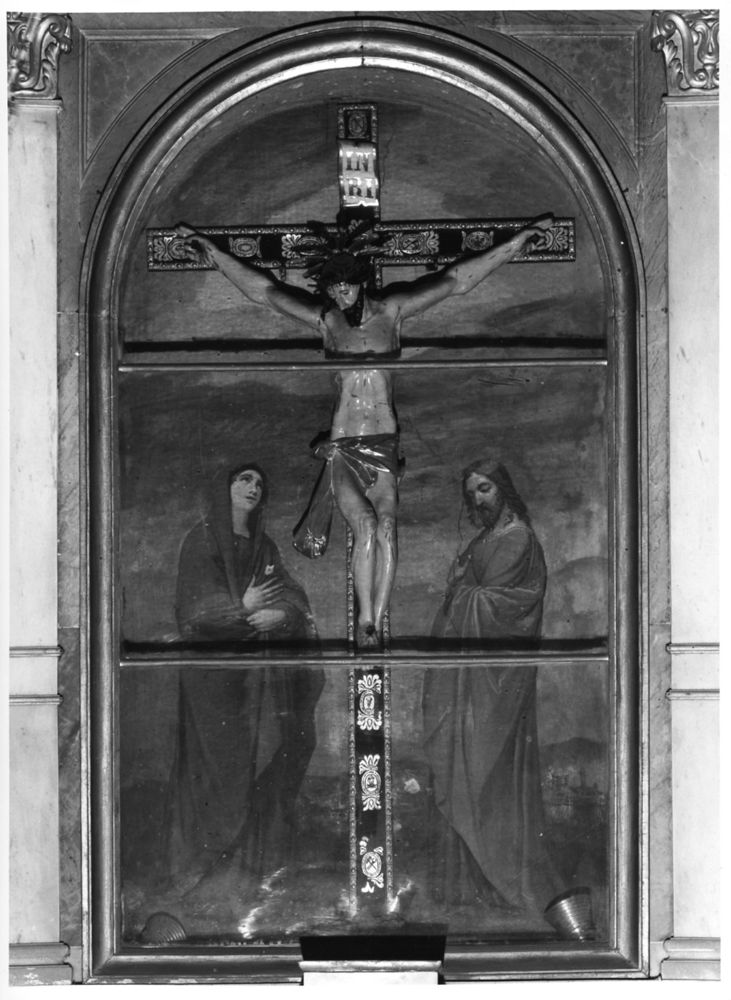 Madonna con San Giovanni Evangelista (dipinto murale, opera isolata) - ambito italiano (primo quarto sec. XIX)