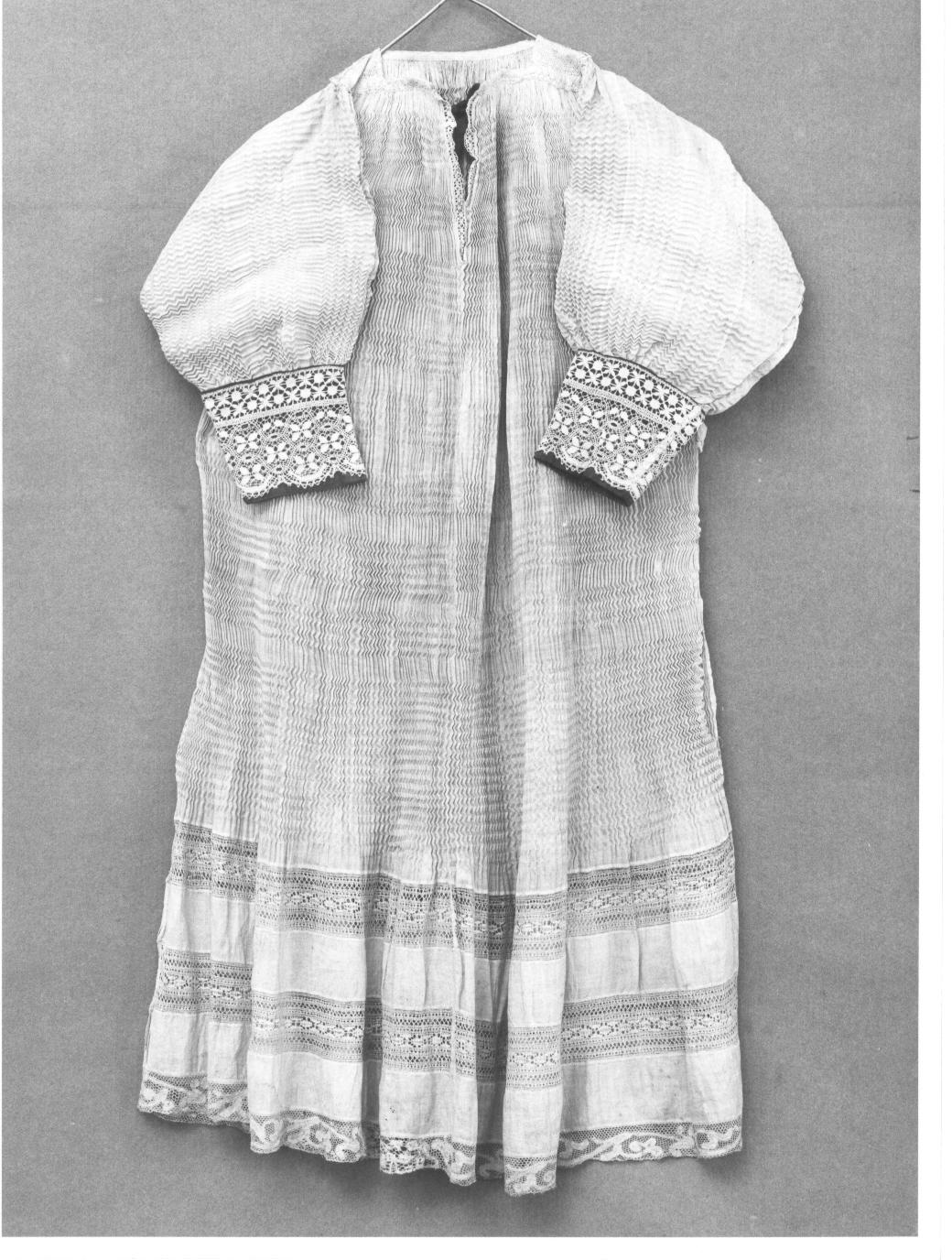 camice ecclesiastico, opera isolata - manifattura italiana (prima metà, inizio sec. XVIII, sec. XX)