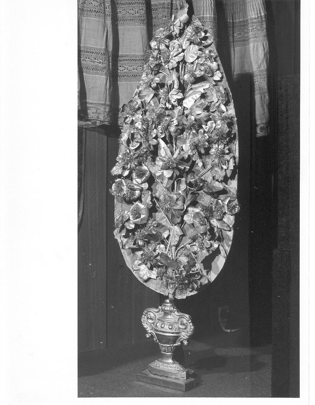 vaso d'altare con composizione floreale, opera isolata - bottega lombarda (sec. XVIII)