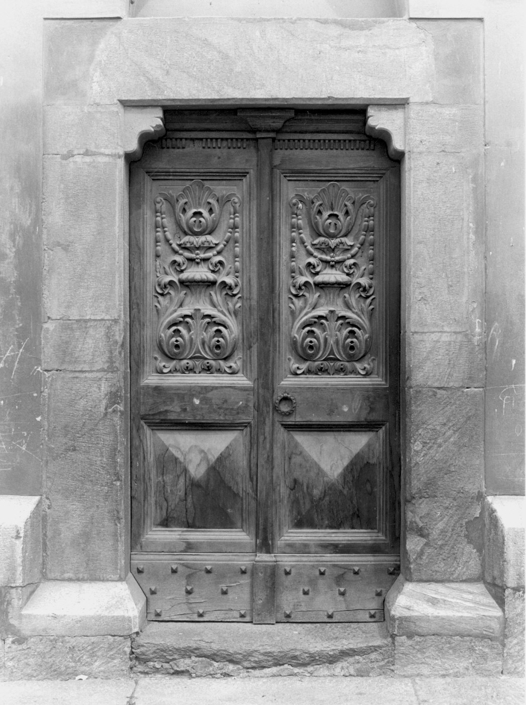 porta - a due battenti, opera isolata di Galimberti Raffaele (attribuito), Tegiacchi Pietro (attribuito) (sec. XX)