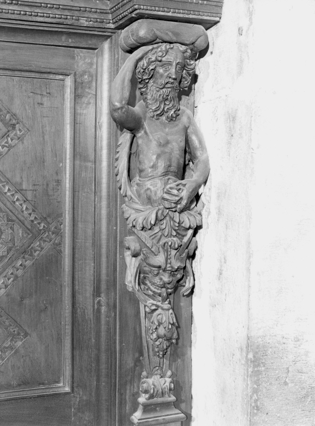 cariatidi (cariatide) di Ramus Pietro (attribuito) (sec. XVII)