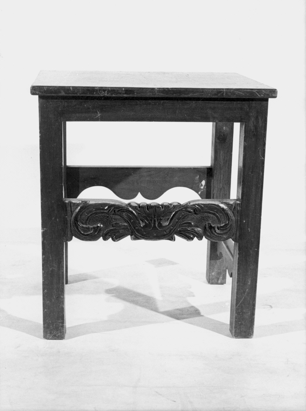 sgabello, serie - bottega valtellinese (sec. XX)