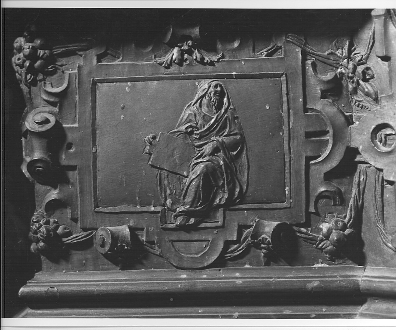 profeta (rilievo, elemento d'insieme) di Guicciardi Francesco, Guicciardi Innocenzo (sec. XVI)