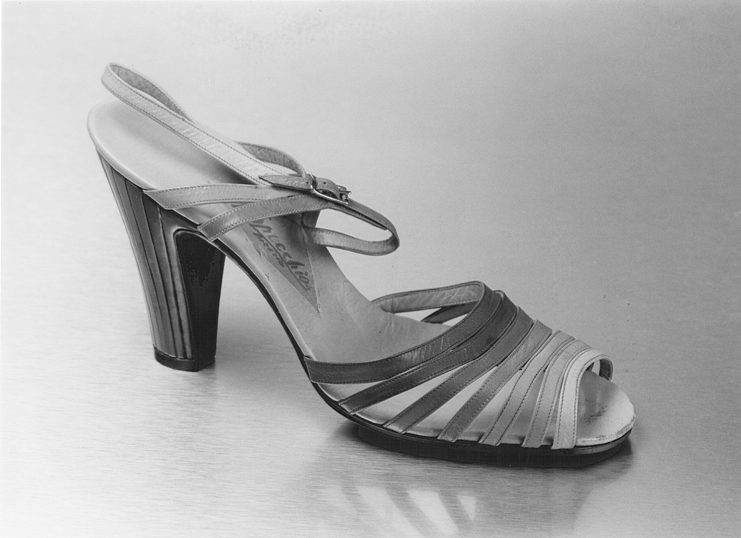 Non rilevato (scarpa femminile) - manifattura (1950/ 1951)