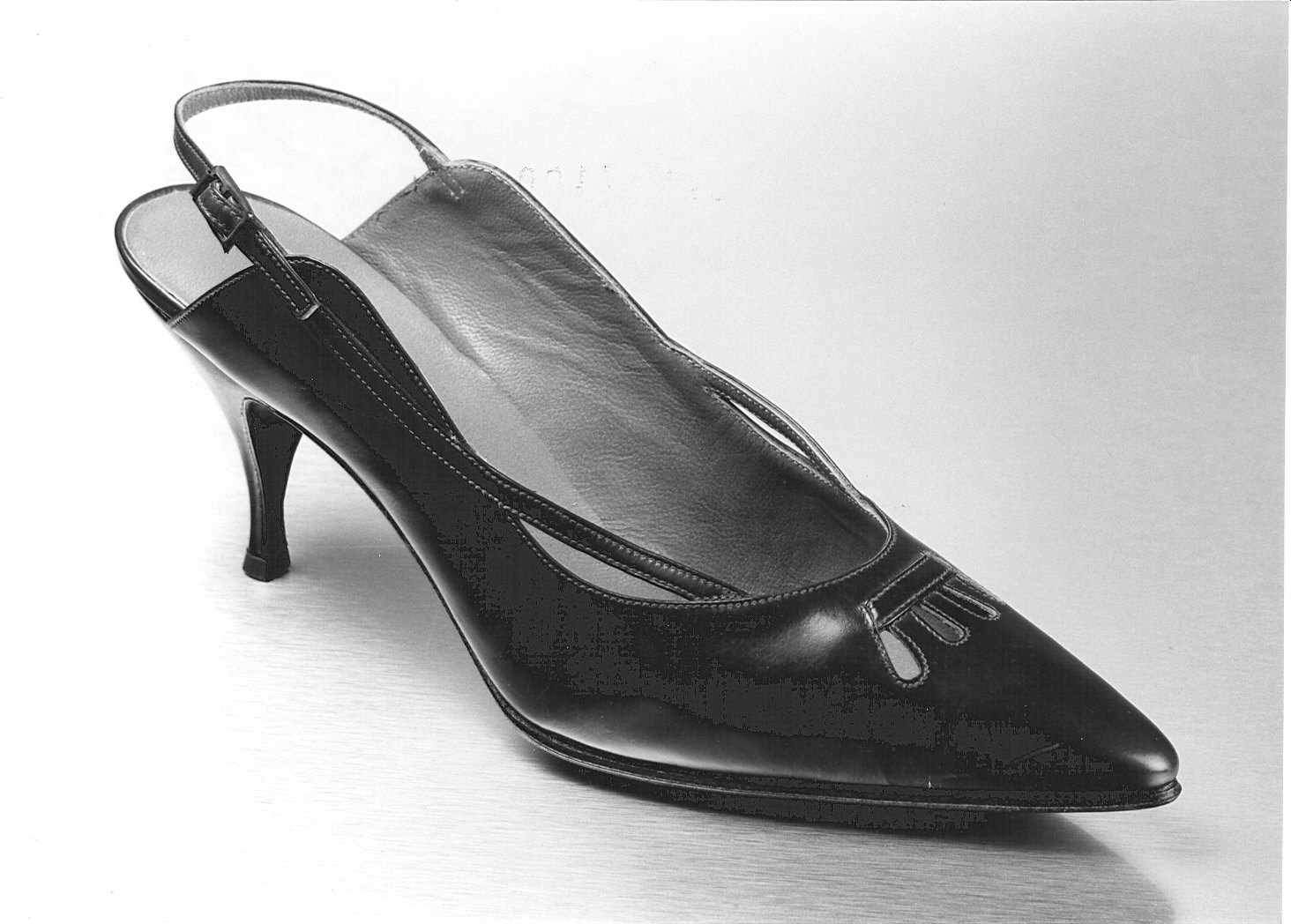 Non rilevato (scarpa femminile) - manifattura (1959/ 1961)